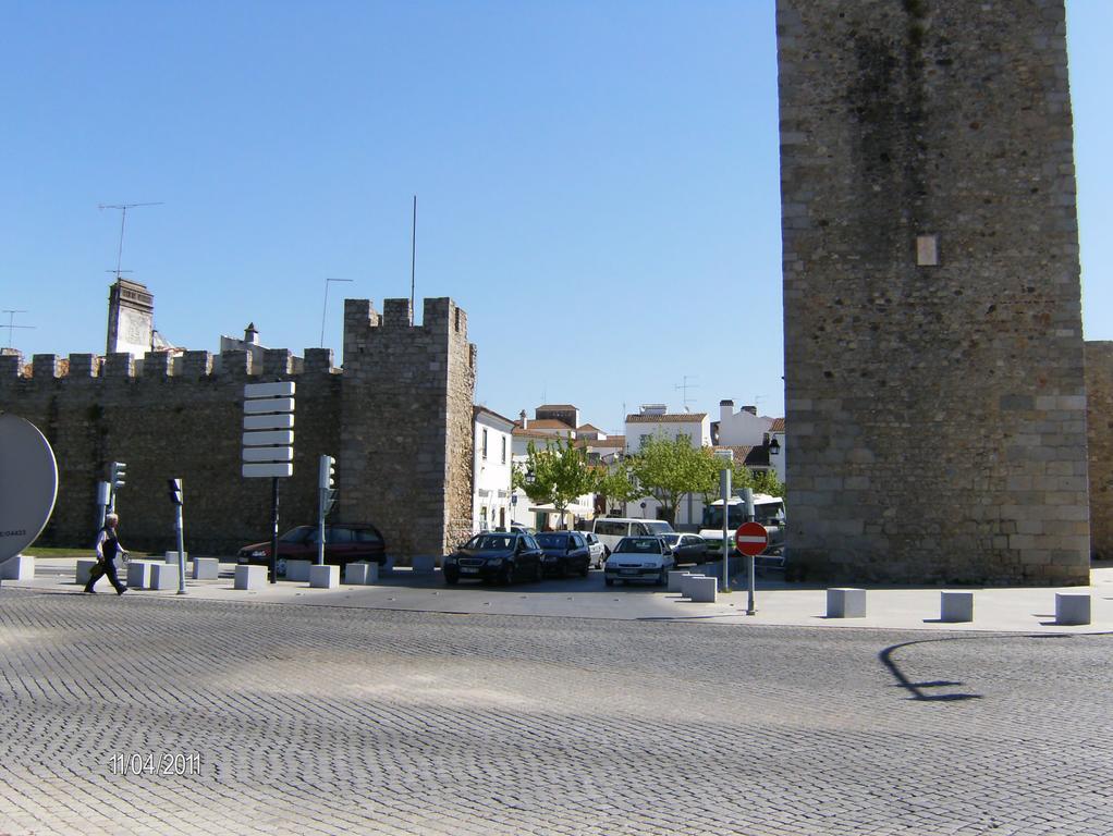 Ebora Home - Garage Free - Centro Historico Evora Luaran gambar